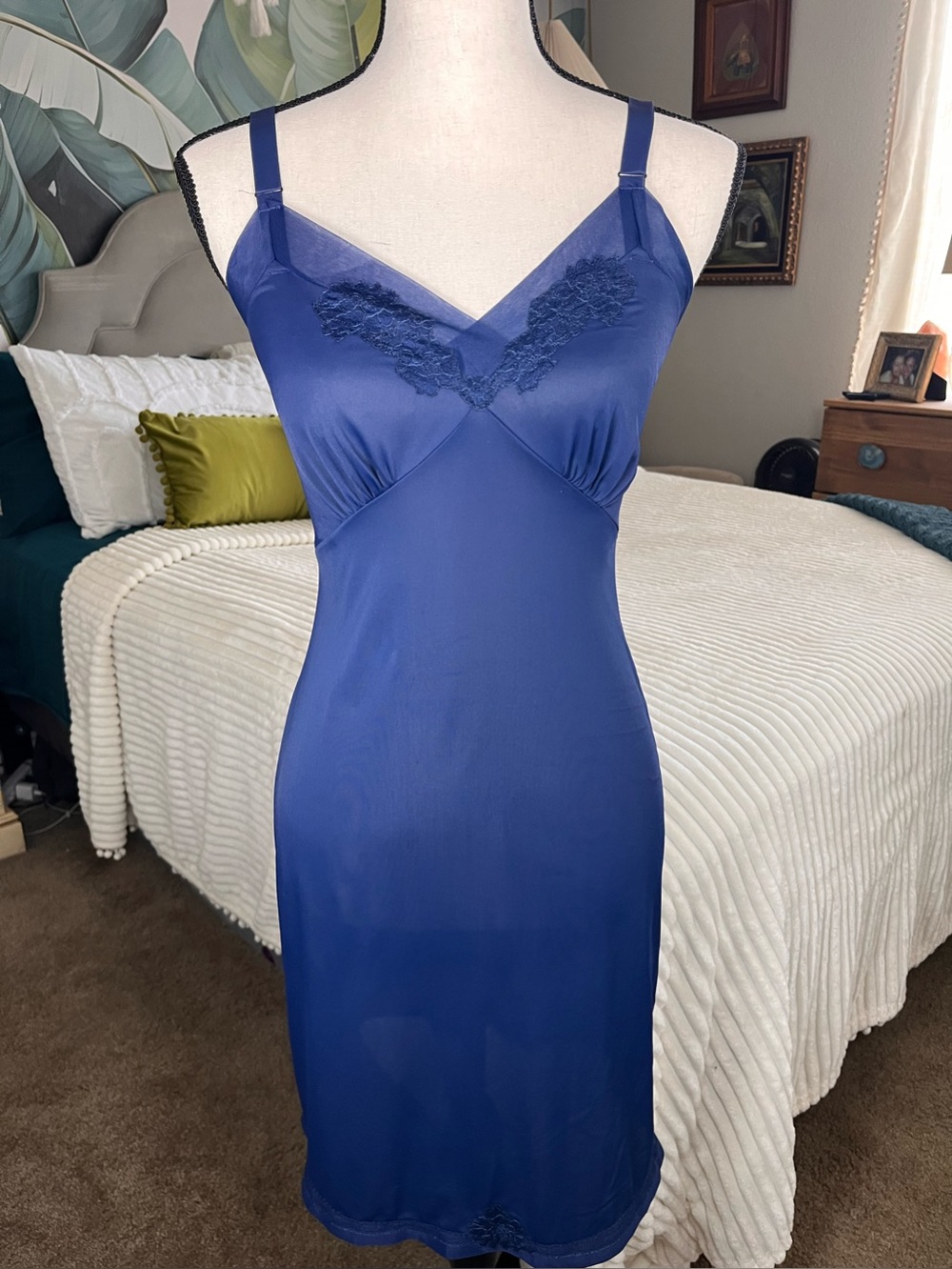 Vintage Navy Lace-Trim Slip Dress Chemise Negligee Size XS / S Perfect Condition